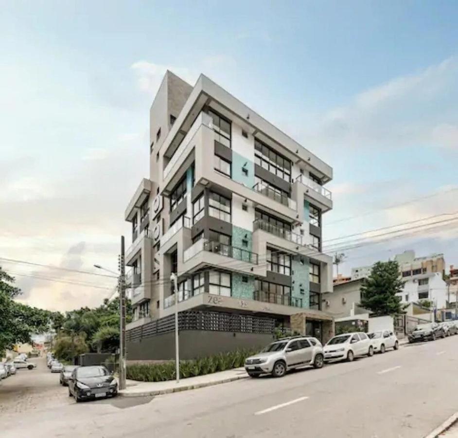 Zee Studios A 200M Da Beira-Mar Norte フロリアノポリス エクステリア 写真
