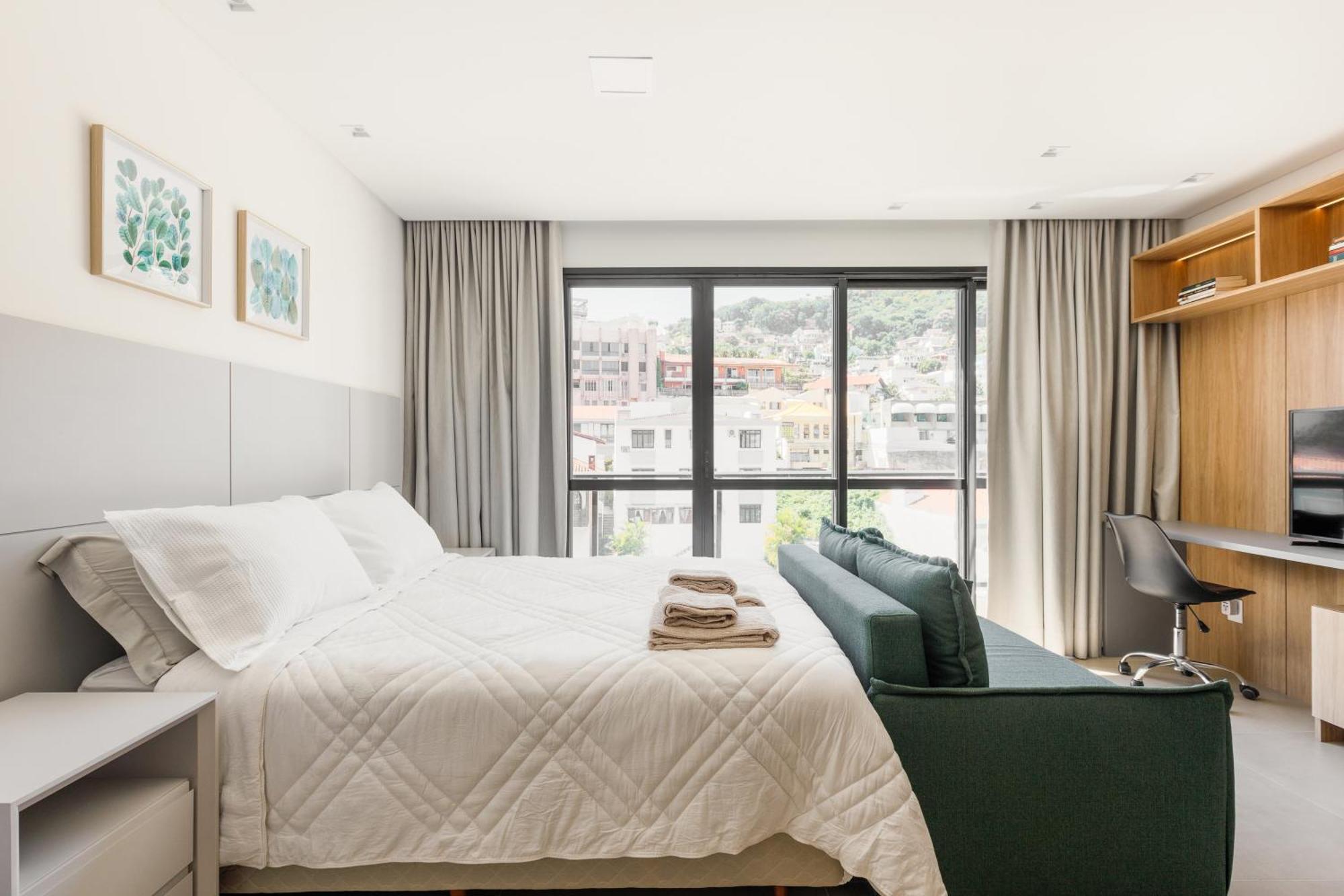 Zee Studios A 200M Da Beira-Mar Norte フロリアノポリス 部屋 写真