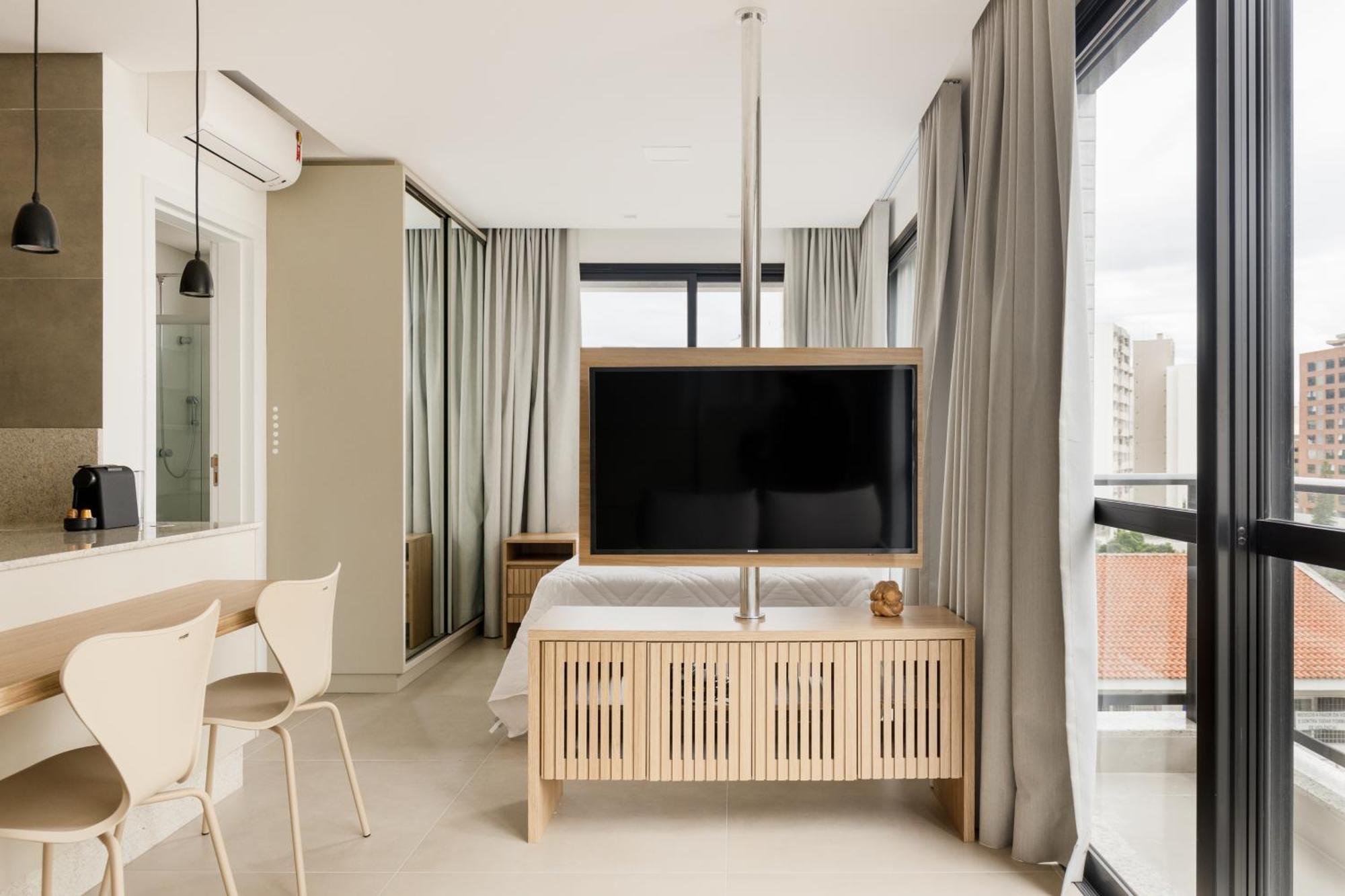Zee Studios A 200M Da Beira-Mar Norte フロリアノポリス エクステリア 写真